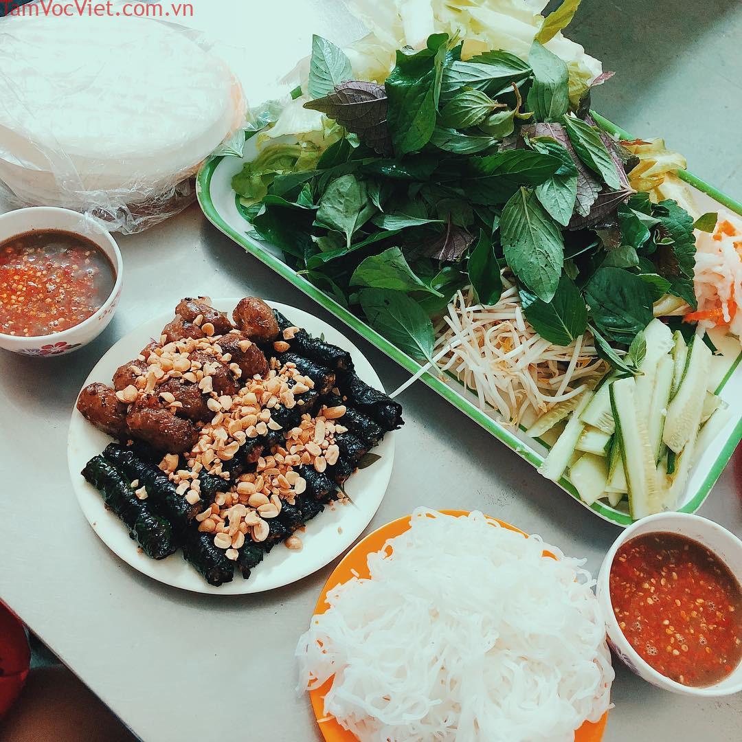 Điểm danh những quán bò lá lốt ở Sài Gòn lúc nào cũng dậy mùi thơm