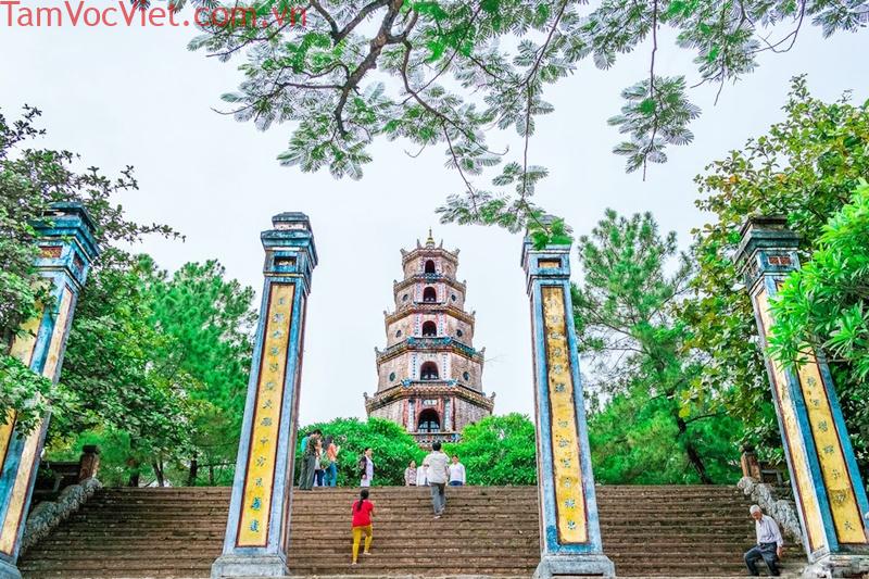 thien-mu-pagoda-01