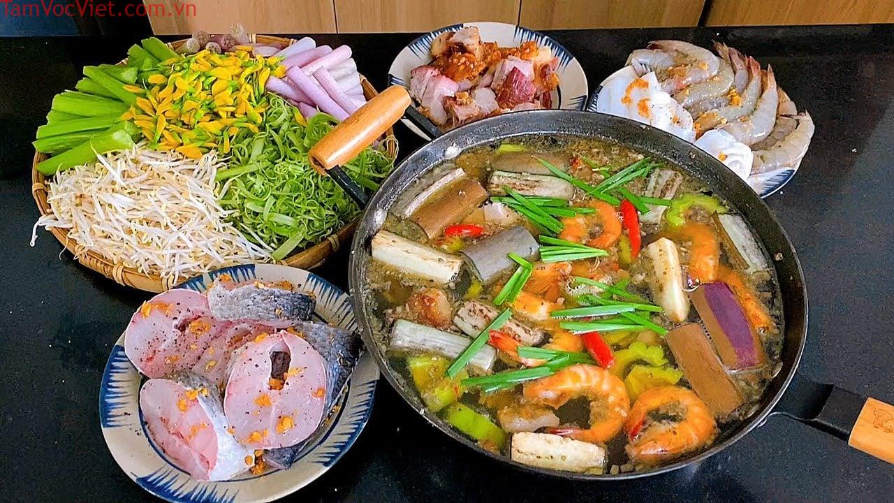 Lẩu mắm miền tây - Tinh Hoa Ẩm Thực Bình Dân với Hương Vị Khó Quên