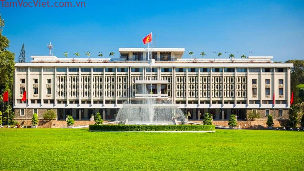 Dinh Độc Lập: Giá vé, giờ mở cửa, kiến trúc và lịch sử