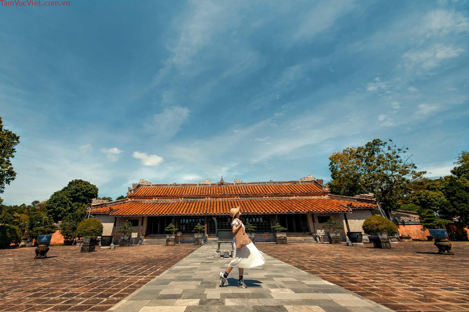 Khám phá lăng Tự Đức Huế (Khiêm Lăng) chi tiết 2021 | Giá vé