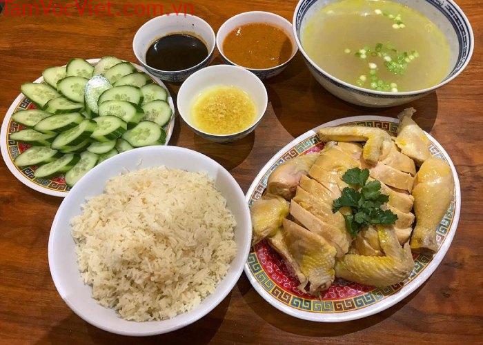 Những quán cơm gà Phan Rang ngon ở Ninh Thuận 'ăn 1 lần là nhớ'