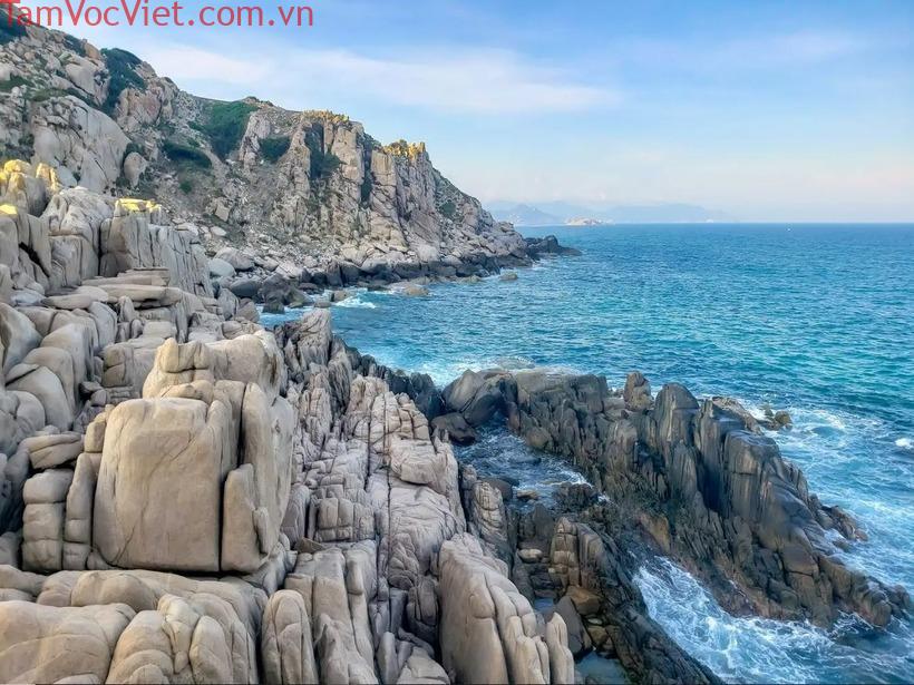 Công viên đá Ninh Thuận – Vẻ đẹp hoang sơ của những khối đá triệu năm tuổi